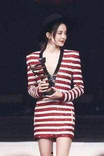 微博吃瓜娱乐圈女明星,娱乐圈女明星微博吃瓜大揭秘 第2张 微博吃瓜娱乐圈女明星,娱乐圈女明星微博吃瓜大揭秘 第2张